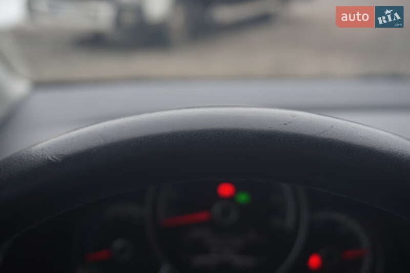 Хэтчбек Volkswagen e-Up 2014 в Самборе