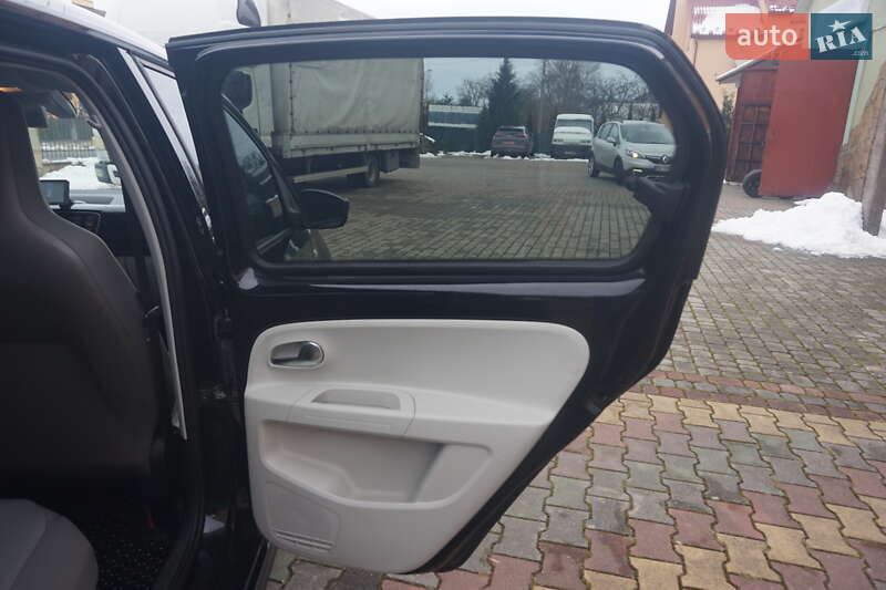 Хэтчбек Volkswagen e-Up 2014 в Самборе