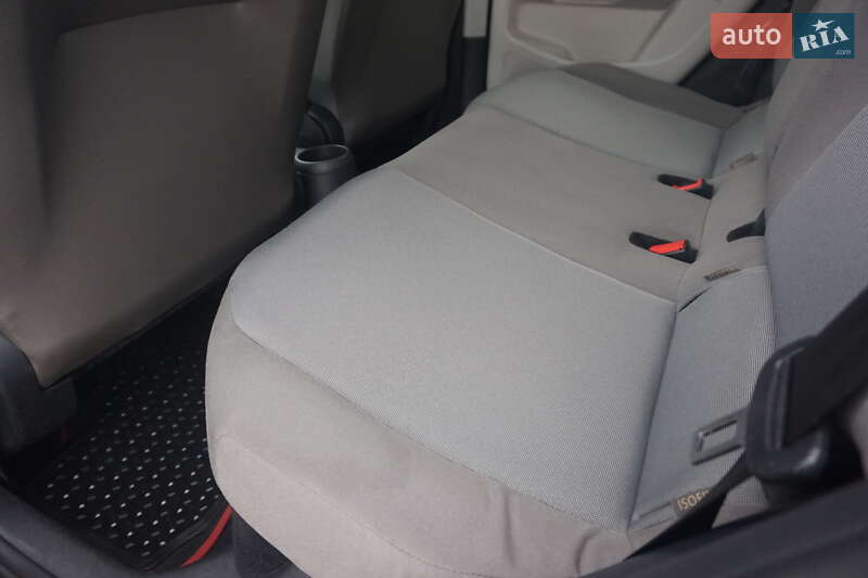 Хэтчбек Volkswagen e-Up 2014 в Самборе