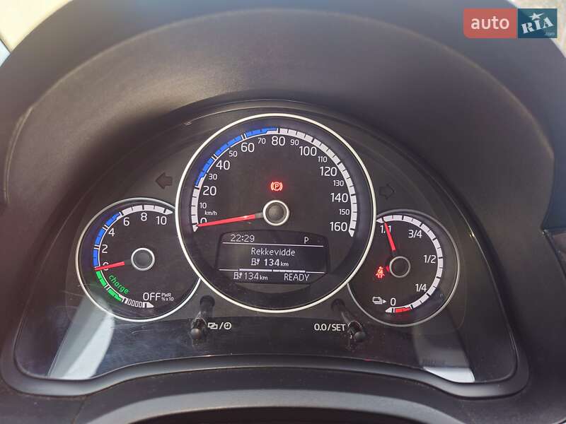 Хэтчбек Volkswagen e-Up 2014 в Самборе