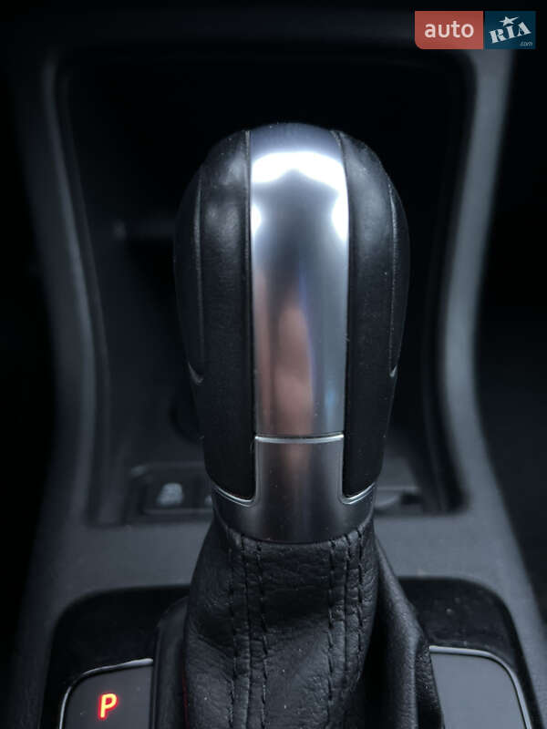 Хетчбек Volkswagen e-Up 2017 в Луцьку