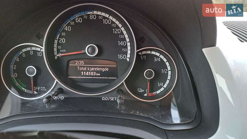 Хэтчбек Volkswagen e-Up 2013 в Звягеле фото 33 Хэтчбек Volkswagen e-Up 2013 в Звягеле