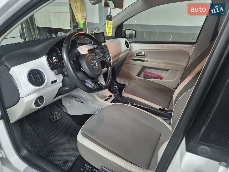Хетчбек Volkswagen e-Up 2014 в Івано-Франківську фото 6 Хетчбек Volkswagen e-Up 2014 в Івано-Франківську