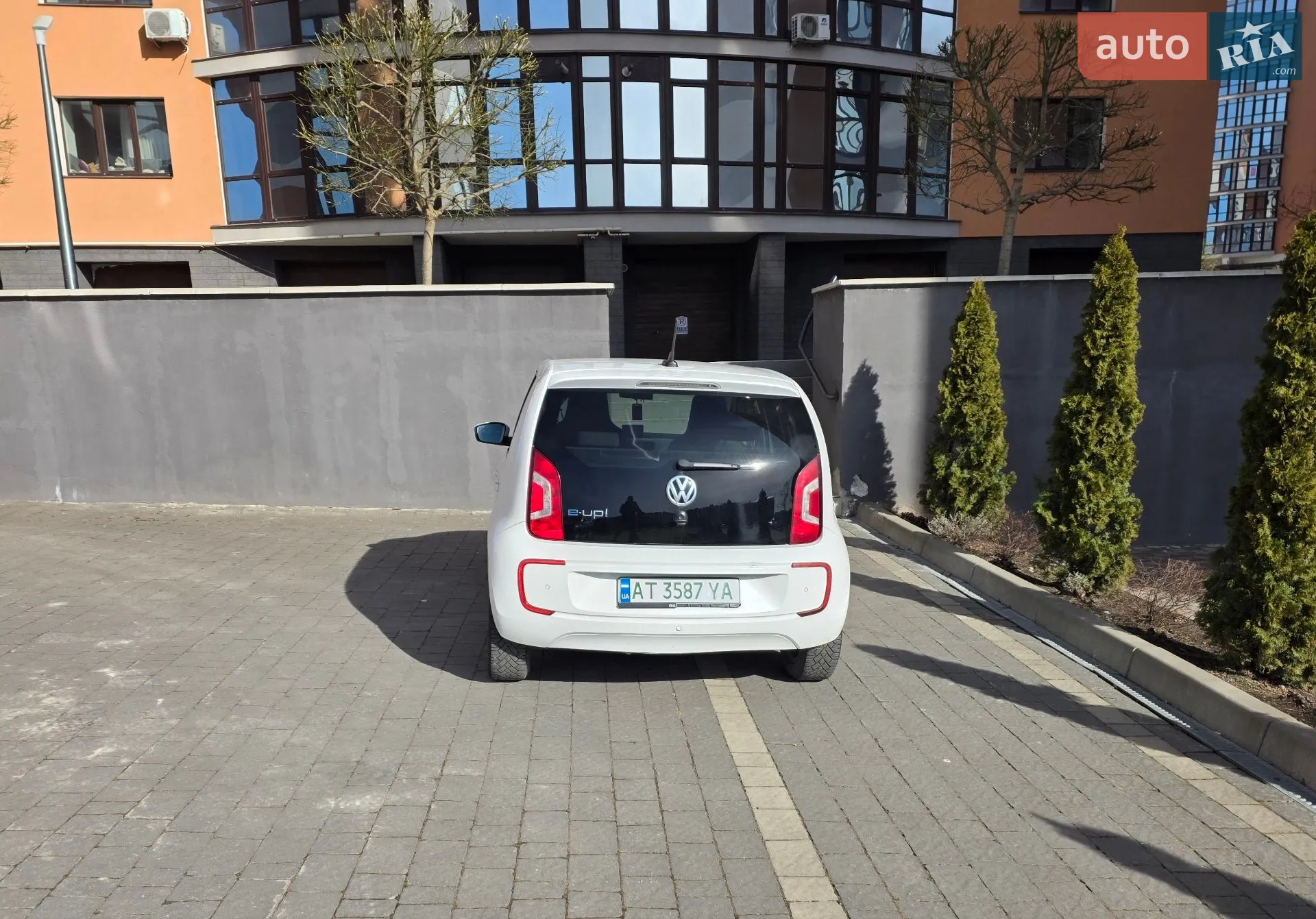2016 Volkswagen up! - мініатюра 4