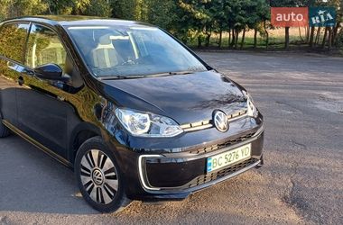 Хетчбек Volkswagen e-Up 2016 в Львові