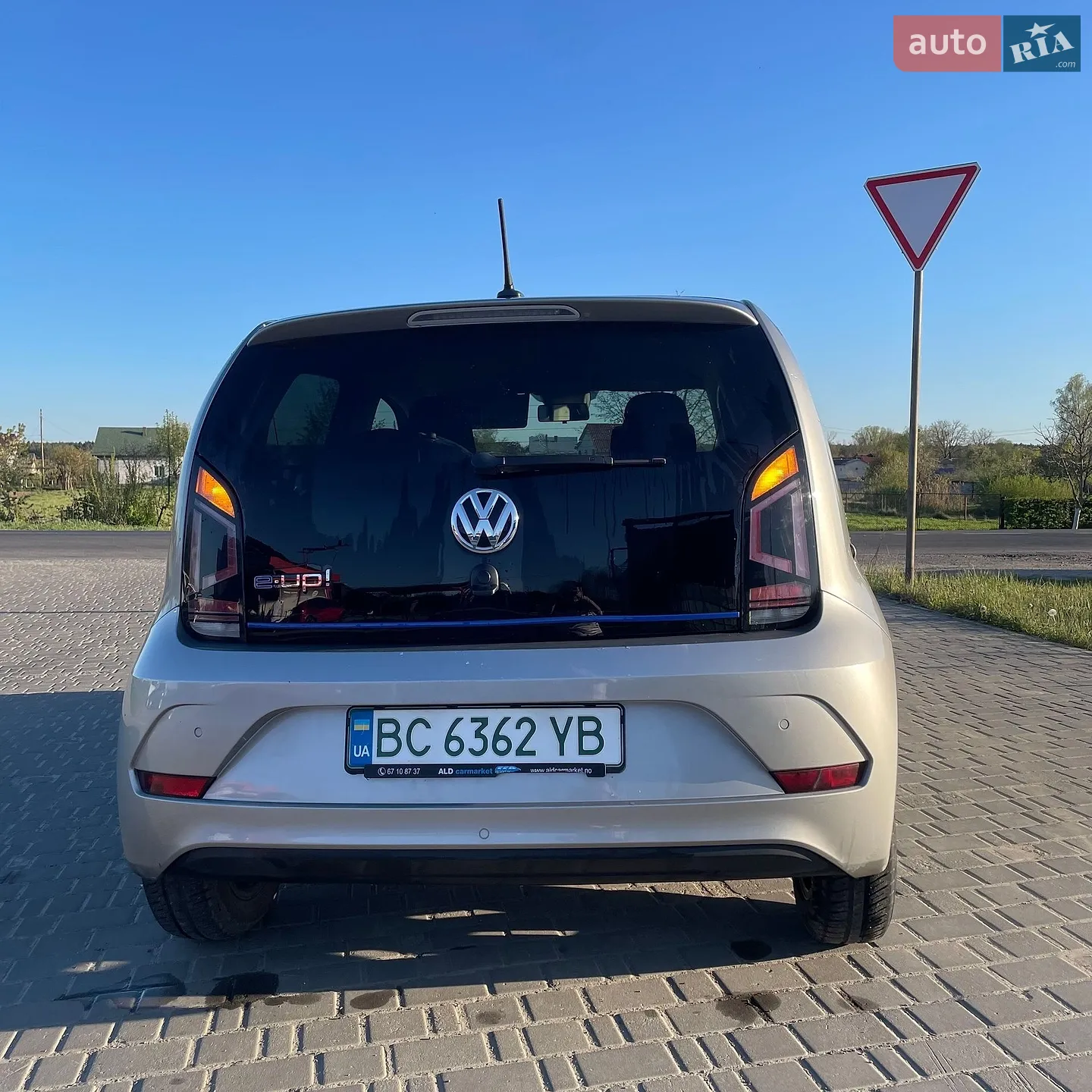 2017 Volkswagen up! - мініатюра 9