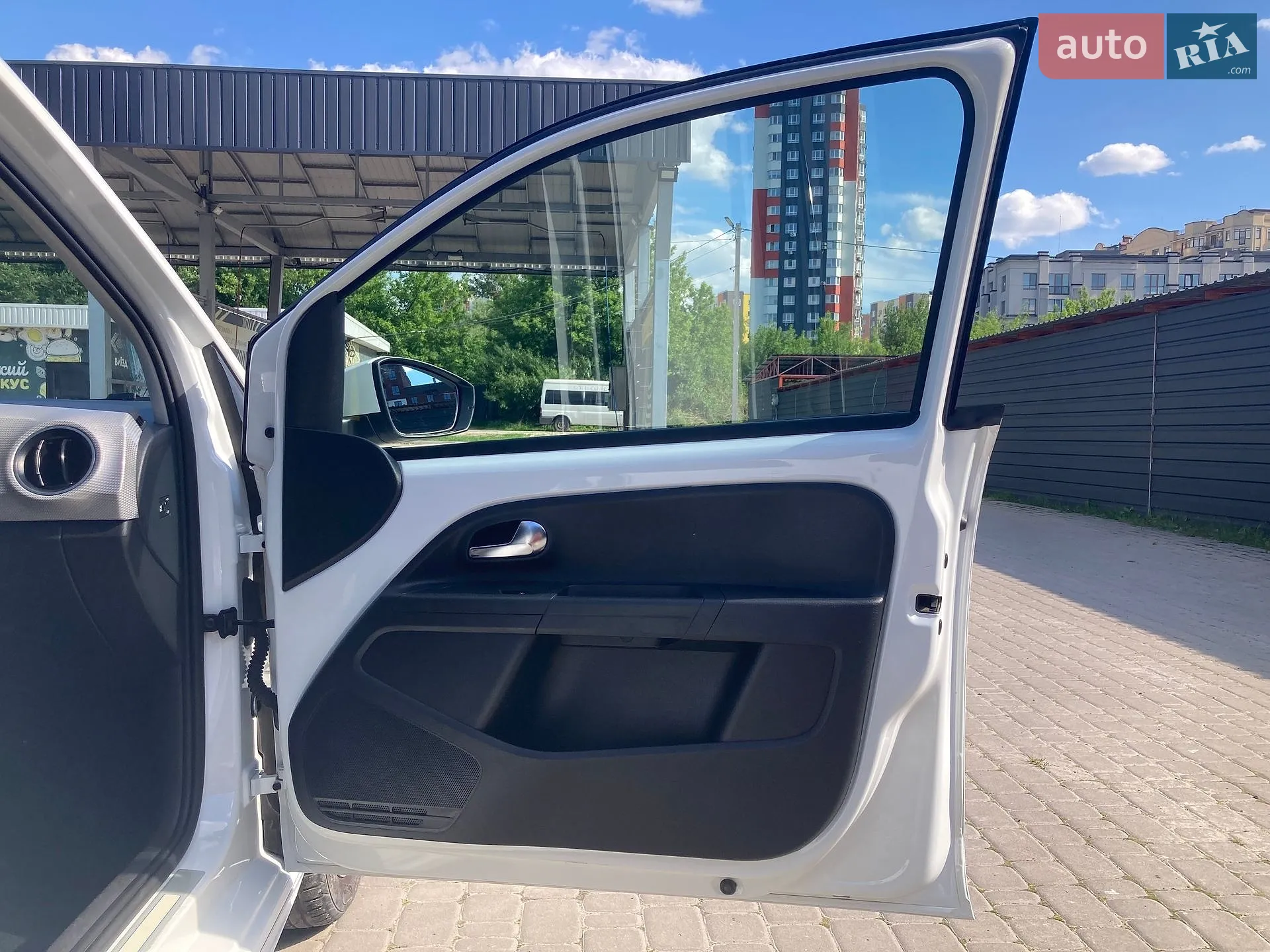 2017 Volkswagen up! - мініатюра 25