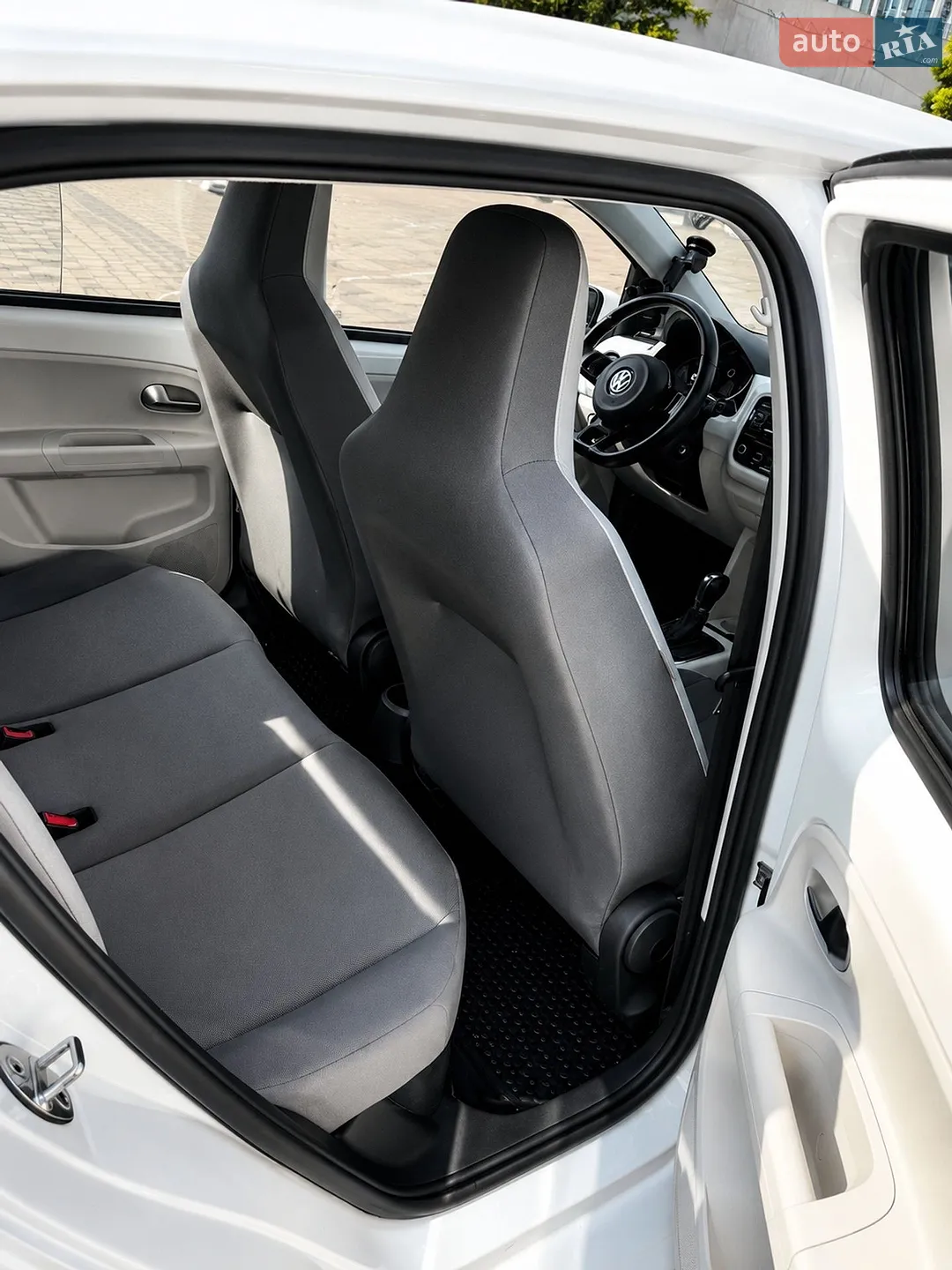 2014 Volkswagen up! - мініатюра 10