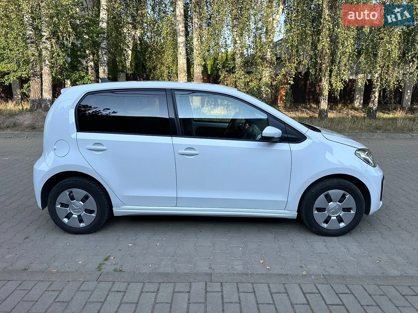 2021 Volkswagen up! - мініатюра 10