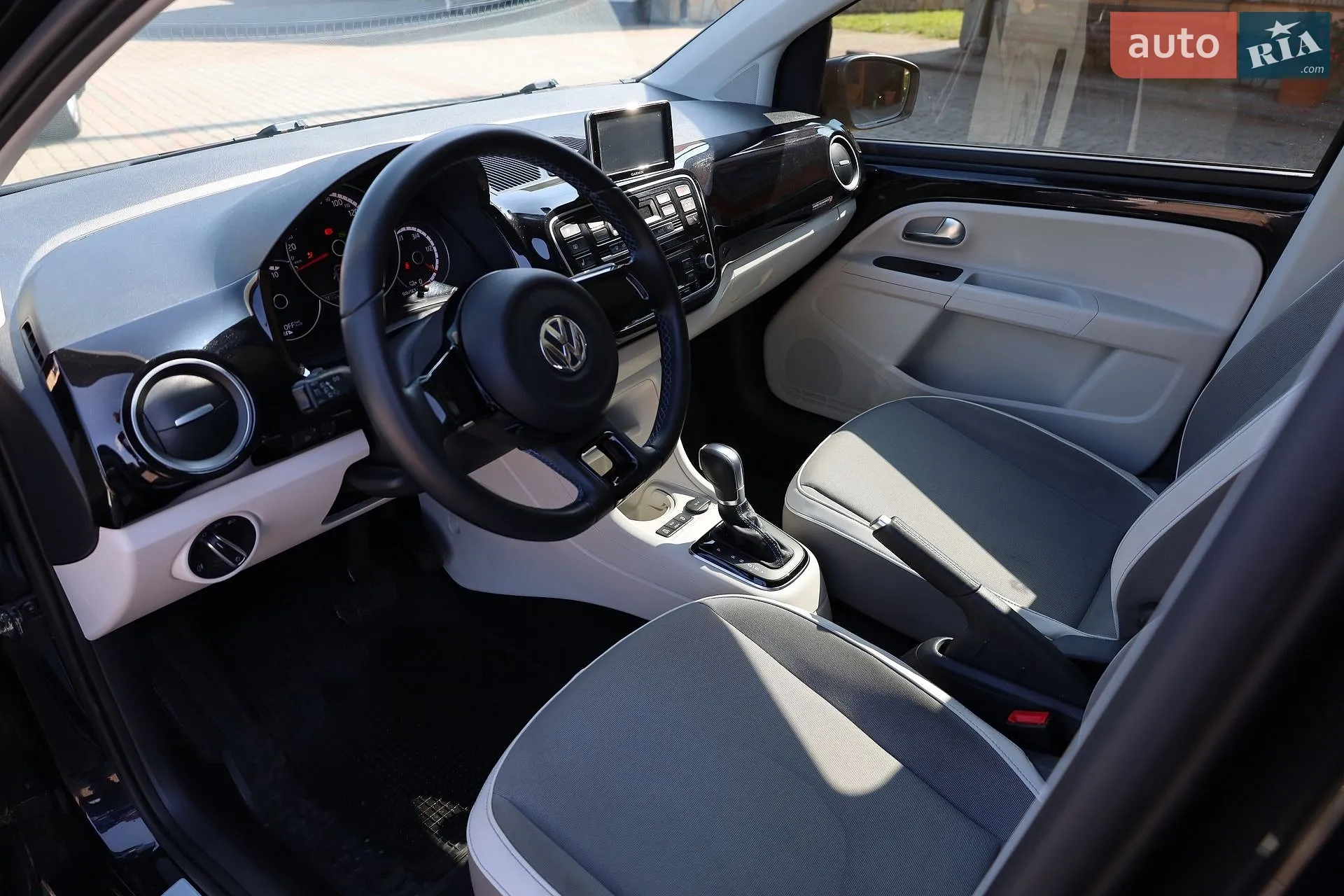 2014 Volkswagen up! - мініатюра 25