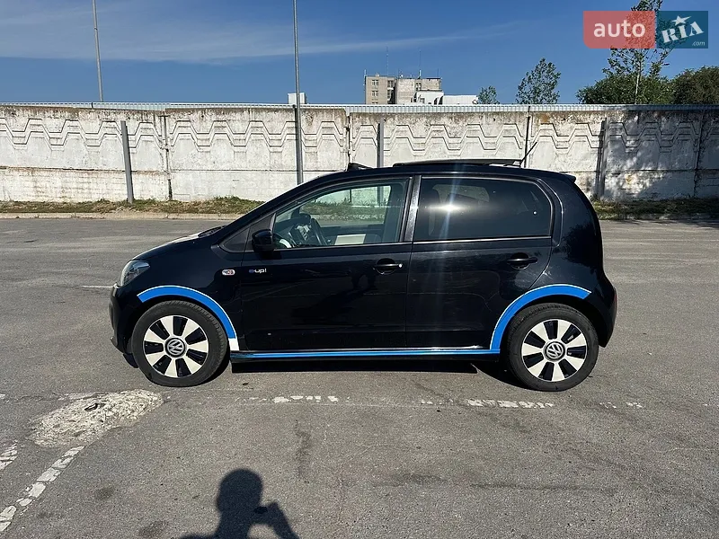 Volkswagen e-Up 2013
