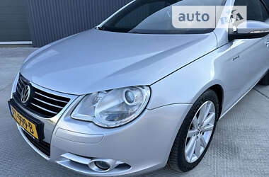 Кабриолет Volkswagen Eos 2010 в 