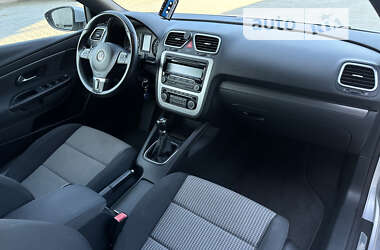 Кабриолет Volkswagen Eos 2010 в 