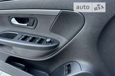 Кабриолет Volkswagen Eos 2010 в 