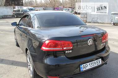 Кабриолет Volkswagen Eos 2012 в Киеве