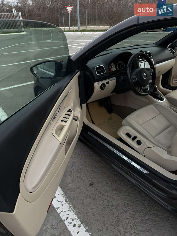 Кабриолет Volkswagen Eos 2011 в Николаеве