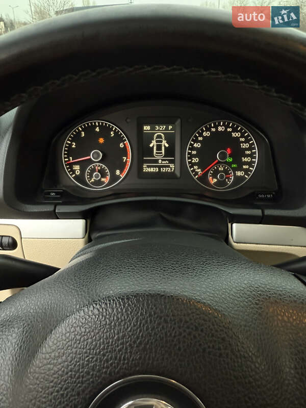 Кабриолет Volkswagen Eos 2011 в Николаеве