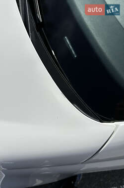 Кабриолет Volkswagen Eos 2011 в 