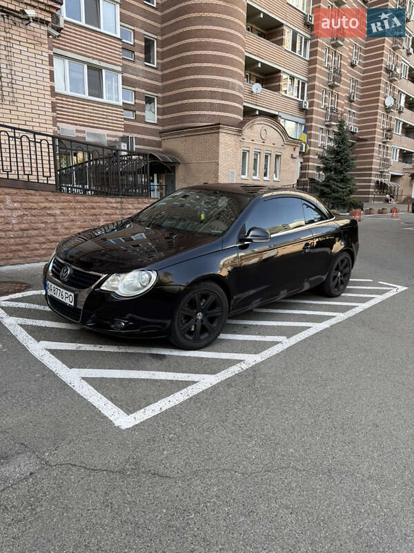 Кабриолет Volkswagen Eos 2008 в Киеве