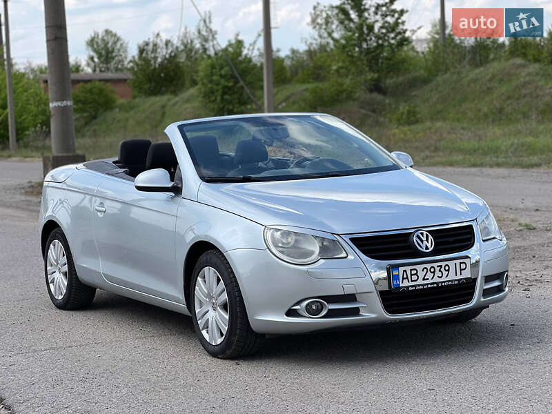 Кабриолет Volkswagen Eos 2006 в 