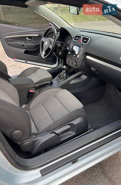 Кабриолет Volkswagen Eos 2006 в 
