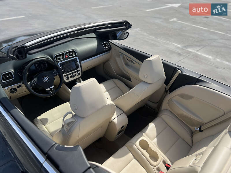 Кабриолет Volkswagen Eos 2013 в Киеве
