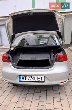 Кабріолет Volkswagen Eos 2012 в 