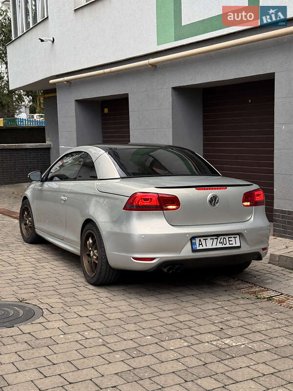 Кабриолет Volkswagen Eos 2012 в Ивано-Франковске