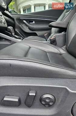 Кабриолет Volkswagen Eos 2012 в 