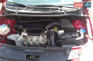 Хетчбек Volkswagen Fox 2009 в Рівному