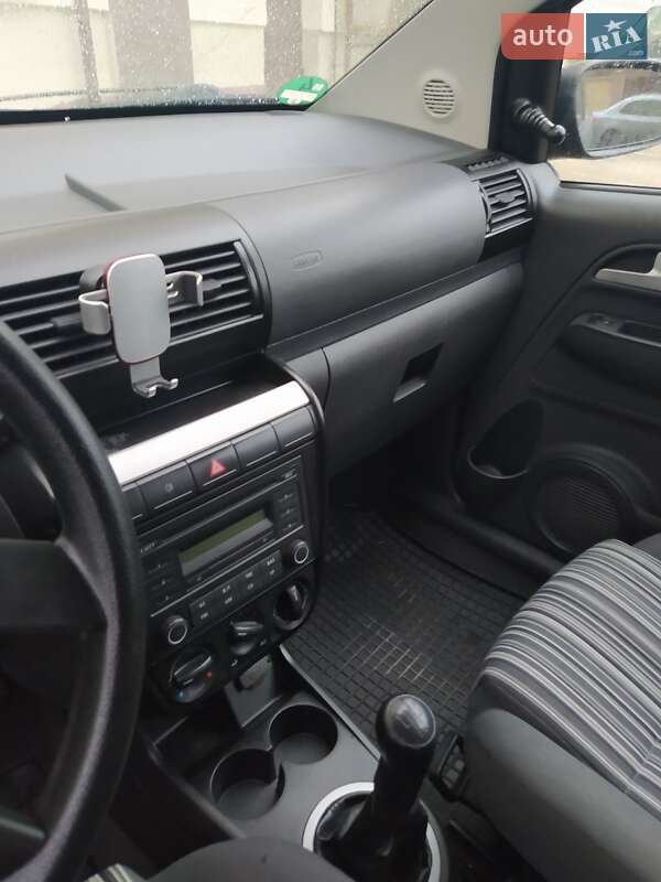 Хетчбек Volkswagen Fox 2005 в Івано-Франківську