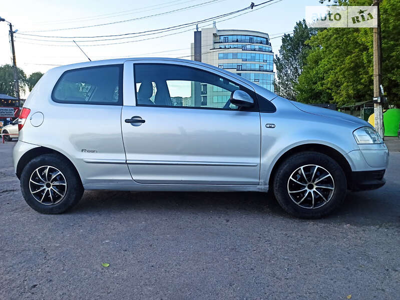 Хетчбек Volkswagen Fox 2008 в Хмельницькому фото 3 Хетчбек Volkswagen Fox 2008 в Хмельницькому