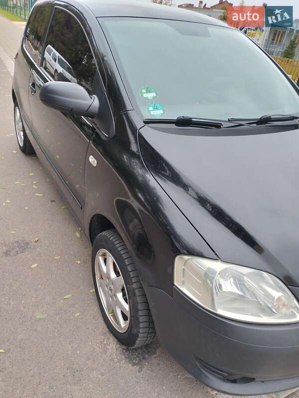 Хэтчбек Volkswagen Fox 2007 в Овруче