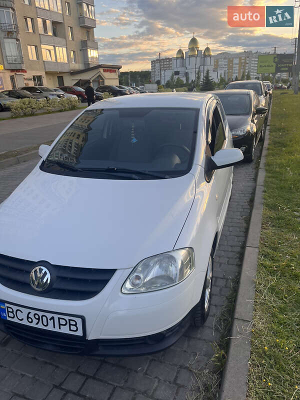 Хэтчбек Volkswagen Fox 2010 в Львове