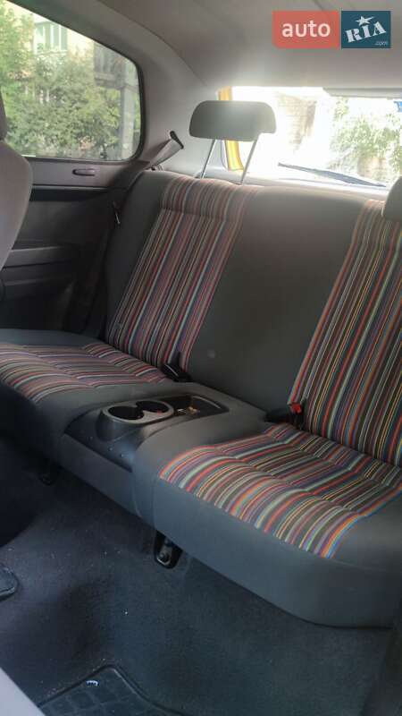 Хетчбек Volkswagen Fox 2010 в Вінниці