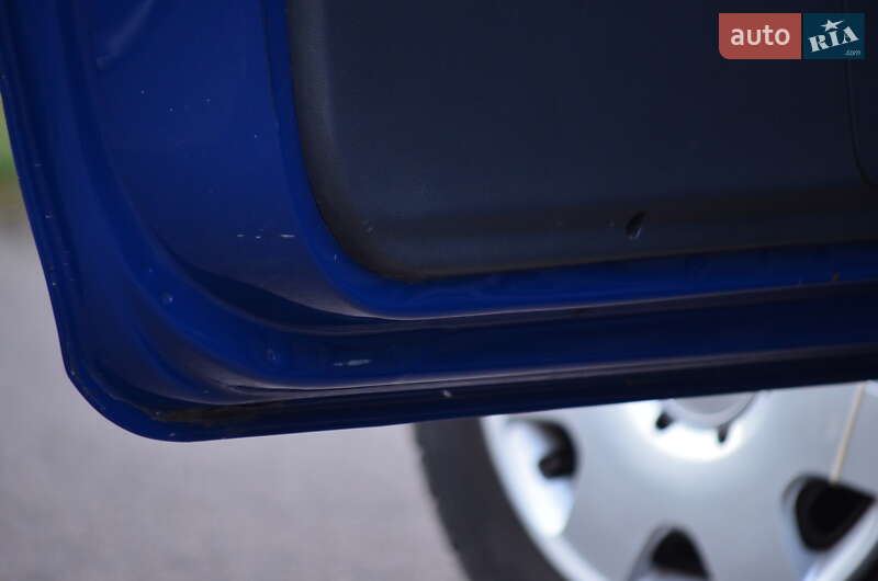 Хэтчбек Volkswagen Fox 2005 в Хусте