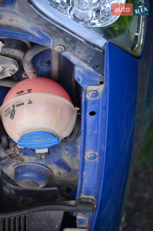 Хэтчбек Volkswagen Fox 2005 в Хусте