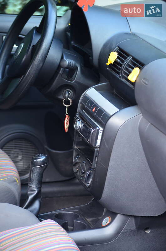 Хэтчбек Volkswagen Fox 2005 в Хусте