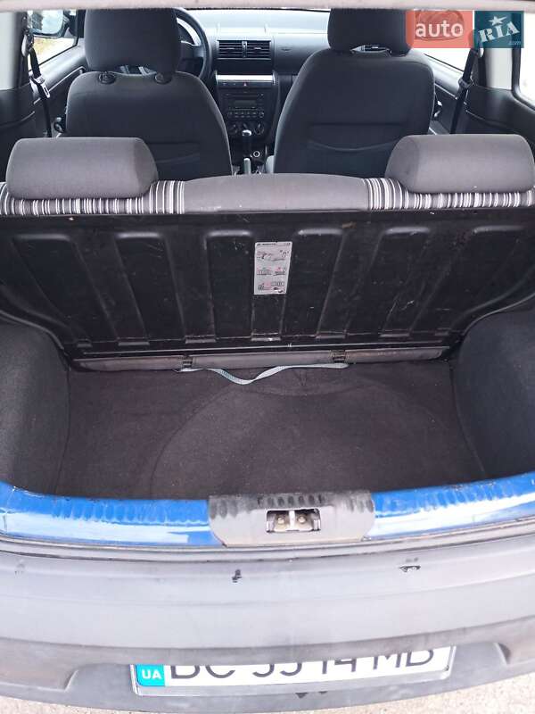 Хэтчбек Volkswagen Fox 2011 в Львове