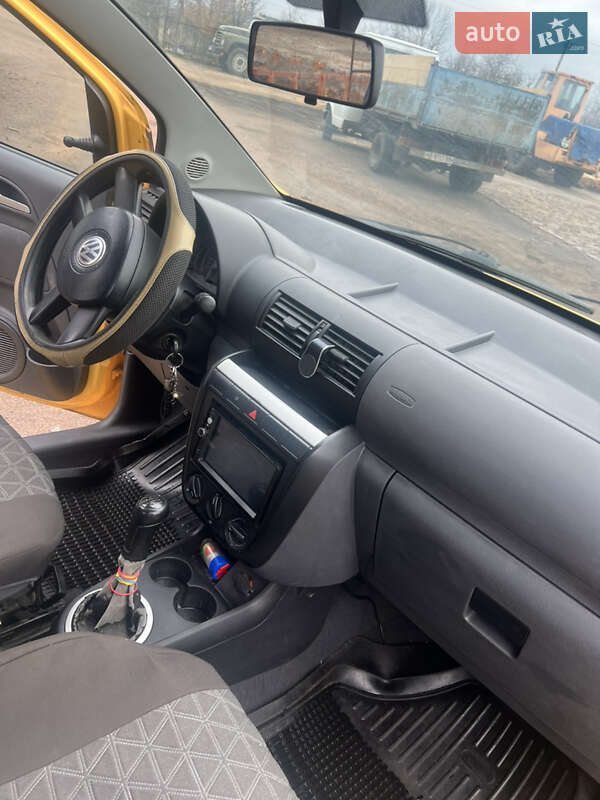 Хэтчбек Volkswagen Fox 2006 в Новоукраинке фото 5 Хэтчбек Volkswagen Fox 2006 в Новоукраинке