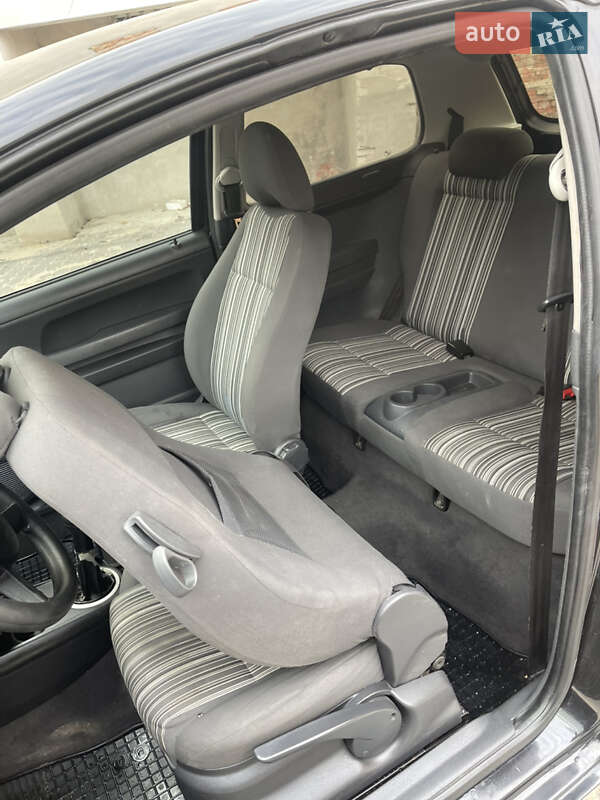 Хэтчбек Volkswagen Fox 2005 в Тернополе