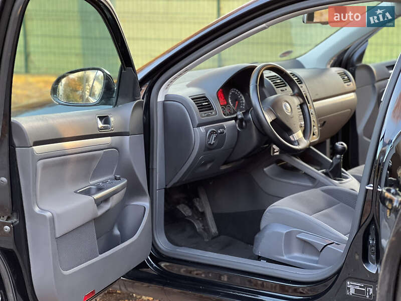 Хетчбек Volkswagen Gol 2010 в Тернополі