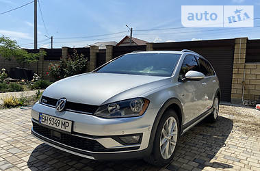 Универсал Volkswagen Golf Alltrack 2016 в Одессе