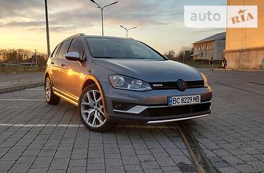 Универсал Volkswagen Golf Alltrack 2017 в Львове