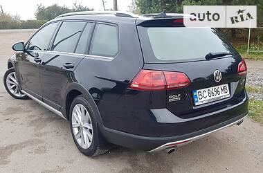 Універсал Volkswagen Golf Alltrack 2016 в Городку