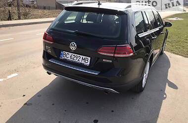 Универсал Volkswagen Golf Alltrack 2018 в Львове