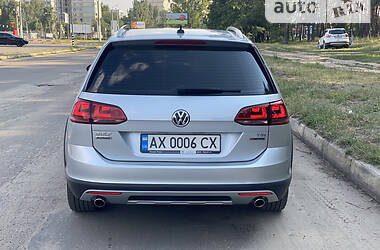 Универсал Volkswagen Golf Alltrack 2016 в Харькове