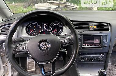 Універсал Volkswagen Golf Alltrack 2016 в Звягелі