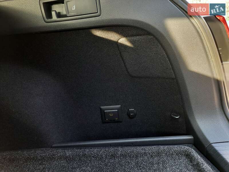 Универсал Volkswagen Golf Alltrack 2018 в Львове