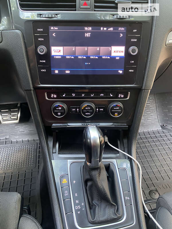 Универсал Volkswagen Golf Alltrack 2018 в Житомире